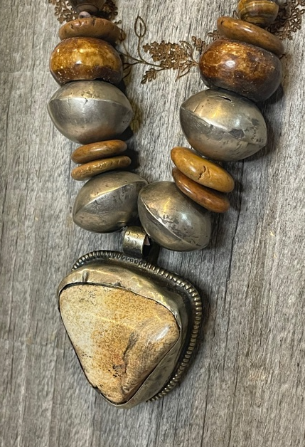 Jasper Hamsa Choker