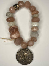 Load image into Gallery viewer, Sunstone Mix Beaded Stretch Bracelet
