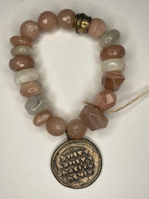 Load image into Gallery viewer, Sunstone Mix Beaded Stretch Bracelet
