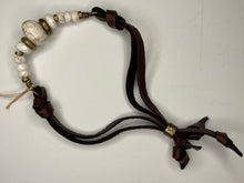 Load image into Gallery viewer, Howlite &amp; Leather Bracelet
