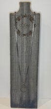 Load image into Gallery viewer, Square Box Chain Medallion Necklace
